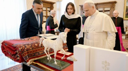 Mehriban Əliyeva Roma Papası XIV Leo ilə görüşüb - FOTO