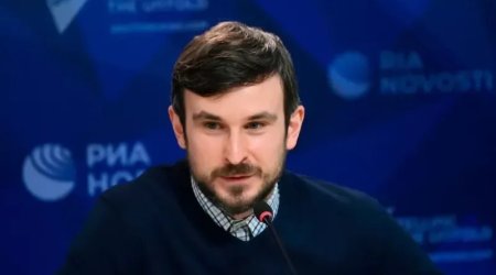 “Sputnik Azərbaycan”ın həbsdən azad edilən rəhbəri Rusiyaya yola düşdü