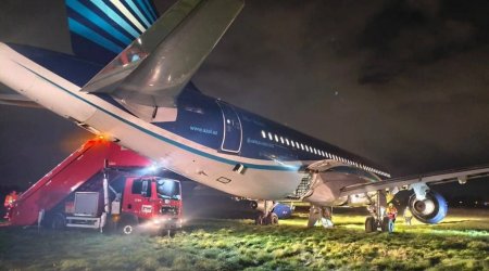 AZAL təyyarəsində NASAZLIQ: Sankt-Peterburqa geri qayıtdı - 155 sərnişin təxliyə olundu - FOTO/VİDEO