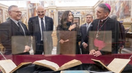 İtaliya mətbuatı Mehriban Əliyevanın Vatikana rəsmi səfərini geniş işıqlandırdı – FOTO
