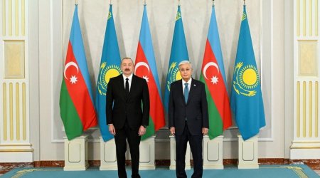 İlham Əliyev Qazaxıstan Prezidentini Azərbaycana səfərə dəvət etdi