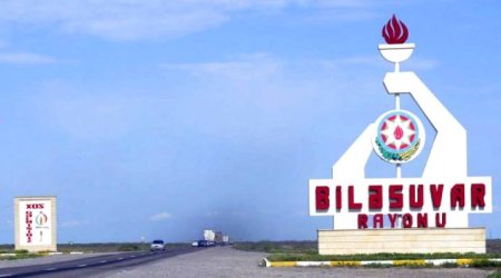 Biləsuvarda 45 yaşlı kişi BIÇAQLANDI