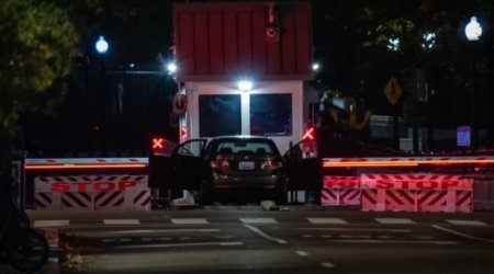 Ağ Evin qapısına avtomobil çırpıldı – VİDEO