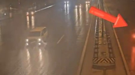 Bakıda piyada iki maşının altında qaldı - DƏHŞƏTLİ GÖRÜNTÜLƏR