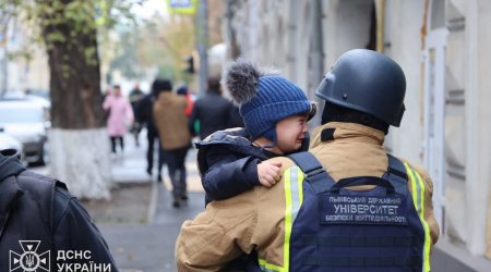 Rusiya ordusu Xarkovda uşaq bağçasına zərbə endirdi – VİDEO