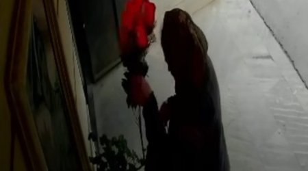 Şəhidin büstü üzərindəki güllər oğurlandı – VİDEO