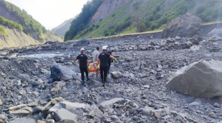 Dağlıq ərazidə köməksiz qalan şəxs belə xilas edildi – VİDEO