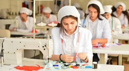 Peşə məktəblərində oxuyanların DİQQƏTİNƏ - Təqaüdlər bu tarixdə köçürüləcək