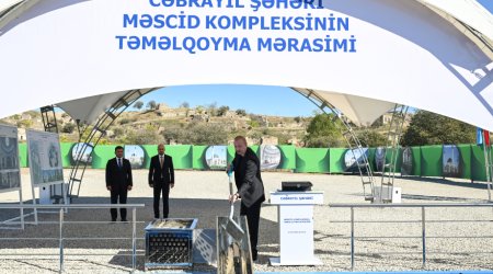 İlham Əliyev Cəbrayıl şəhər məscidinin təməlini qoydu – FOTO