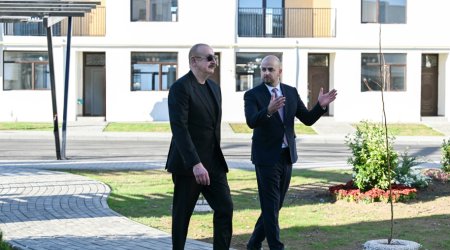 Prezident Zəngilanda yeni yaşayış kompleksində görülmüş işlərlə tanış oldu - FOTO