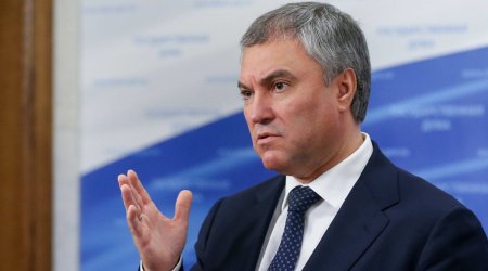 Qərb Putinin yanına gəlib baş əyməlidir - Rusiya Dövlət Dumasının sədri