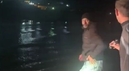 Xəzərdə köməksiz qalan balıqçılar belə xilas edildi – ANBAAN VİDEO