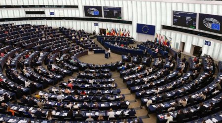 Avropa Parlamentinin deputatı necə rus agentinə çevrildi? - FOTO