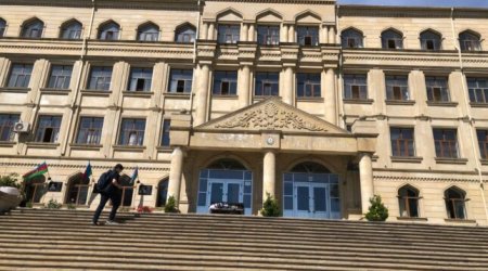 Bakıda müəllimlər dərsə girmədilər - Kütləvi narazılıq