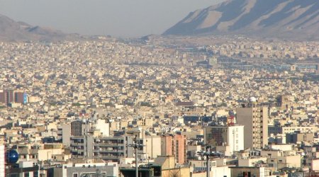 Tehranda 5 tanınmış şəxs həbs olundu