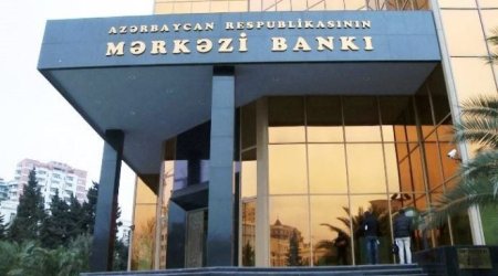 Bayram günlərində banklar işləyəcək?