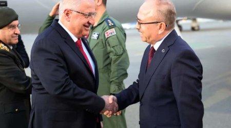 Türkiyənin milli müdafiə naziri Azərbaycana GƏLDİ - FOTO