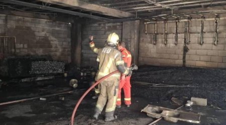 Tehranda yeni tikilən bina yandı: Ölən və yaralanan var – VİDEO