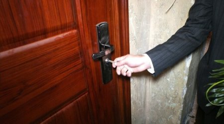 Ən kiçik otaq satılır: Qiymət göz qamaşdırır