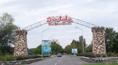 Zaqatalada avtomobildən 75 yaşlı kişinin meyiti tapıldı