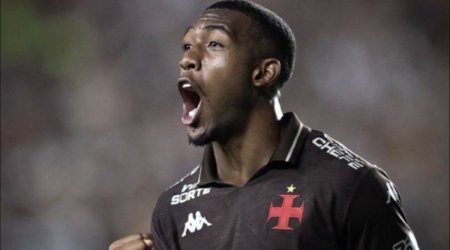 “Barselona” braziliyalı futbolçunu transfer etmək istəyir