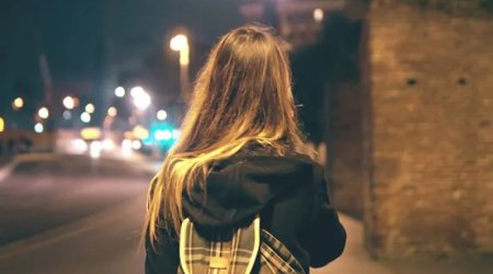 Bakıda 17 yaşlı qız YOXA ÇIXDI