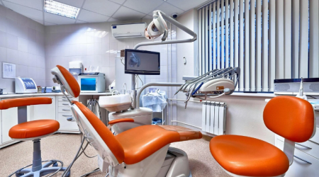 Cəlilabadda diş poliklinikasında çürümüş kişi meyiti tapıldı