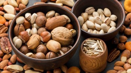 Yaşlıların uzaq durmalı olduğu 4 çərəz növü açıqlandı