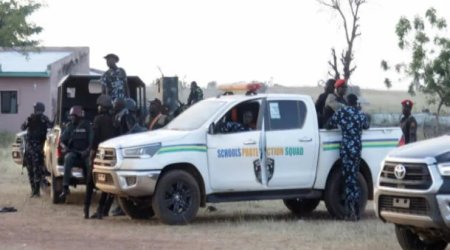 Nigeriyada DƏHŞƏT – Silahlı dəstə məktəbdən 227 nəfəri qaçırıb