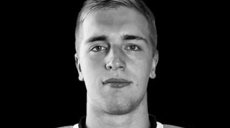 Rusiyalı hokkeyçi 24 yaşında öldü