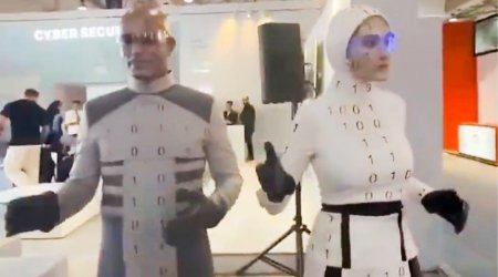 İranda bu fırıldağın üstü AÇILDI: Robotlar insan imiş – VİDEO