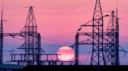 Paşinyan Ermənistanın enerji şəbəkələrini türk şirkətinə satır