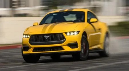 Bayraq Meydanında "Mustang"la avtoşluq edən biznesmen HƏBS OLUNDU