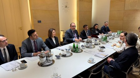 Azərbaycan və Polşa XİN arasında ilk konsulluq məsləhətləşmələri KEÇİRİLDİ - FOTO