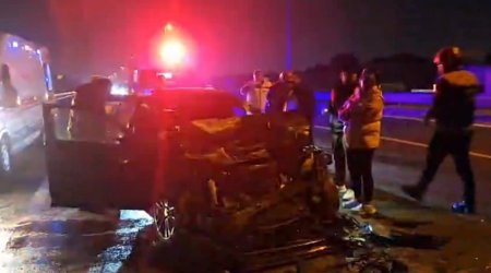 Bakıda avtomobillə "KamAZ" toqquşdu: Ölən var &ndash; VİDEO