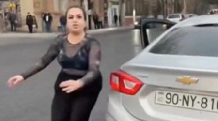 Gəncədə İNSİDENT: Qadın sürücü kuryerə hücum etdi - ANBAAN VİDEO