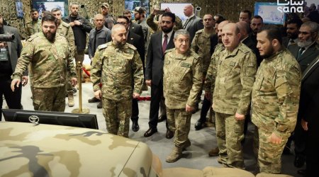 Türkiyə, Rusiya və ABŞ Silahlı Qüvvələrinin nümayəndələri Suriyada hərbi sərgidə iştirak ediblər - FOTO