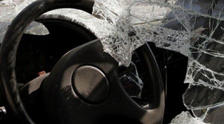 Göygöldə avtomobil qəzası olub, ölən və xəsarət alan var