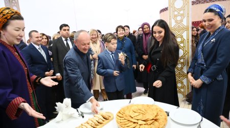 Leyla Əliyeva Türkmənistan milli mətbəxinə həsr olunan sərgidə iştirak edib - FOTO