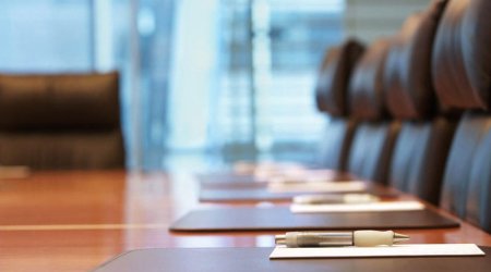 Azərbaycanda deputatın mandatına xitam verilir - Foto