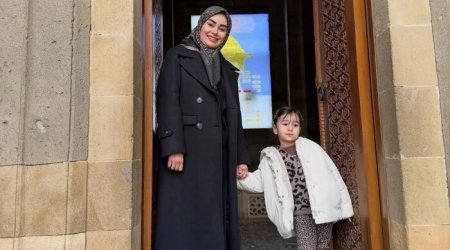 63 yaşlı nazirin 30 yaşlı xanımı Bakıda &ndash; FOTO