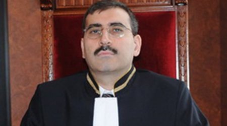 Ədliyyə Akademiyasının rektoru təyin olunan Rövşən İsmayılov KİMDİR? – DOSYE