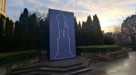 Kiyevdə Azərbaycana aid heykəllər Rusiya hücumlarından belə mühafizə olunur &ndash; FOTO/VİDEO