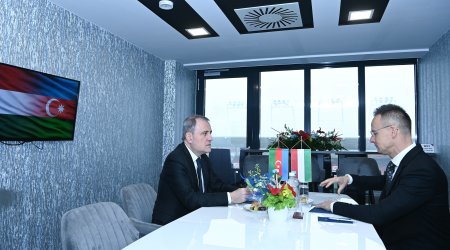 Ceyhun Bayramovla Peter Siyarto arasında təkbətək görüş olub