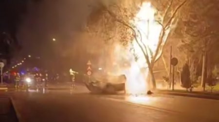 Bakıda dəhşətli QƏZA &ndash; Maşın qaz borusuna çırpıldı &ndash; VİDEO