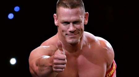 Məşhur güləşçi karyerasını yekunlaşdırdı