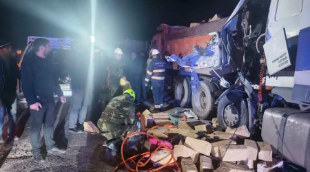 Hacıqabulda qəza baş verdi, sürücü həlak oldu - FOTO