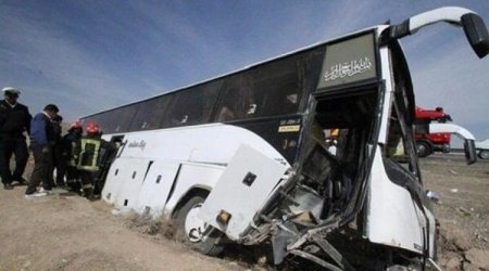 İranda avtobus aşdı - 13 ölü, 11 yaralı var - FOTO