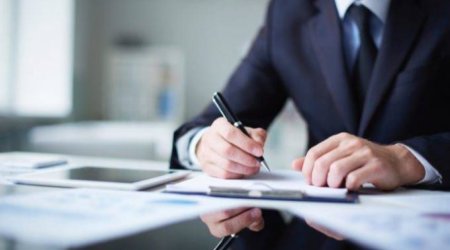 Dövlət qulluqçuları ilə bağlı YENİLİK – Məvaciblərinin 3 mislini ALACAQLAR