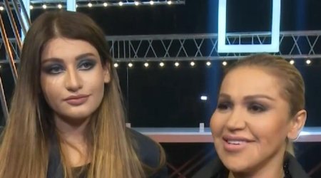 Rəqsanə qızı Yağmura QOVUŞDU - VİDEO